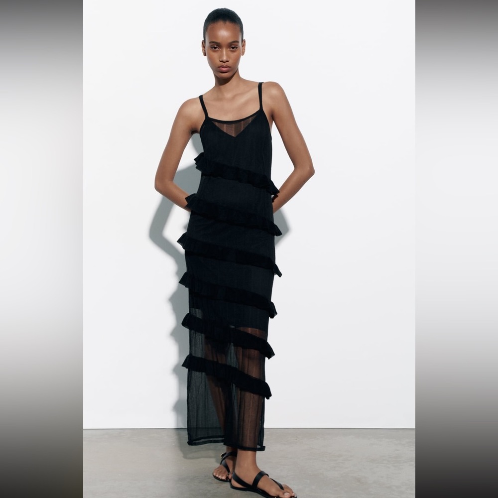 NWT Zara Maxi Dress - Size Small